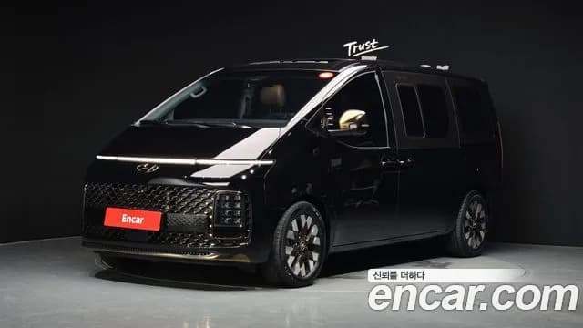 2024 Hyundai Staria